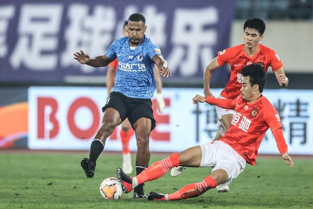 交易截止日汇总：太阳替补大洗牌 尼克斯大赚